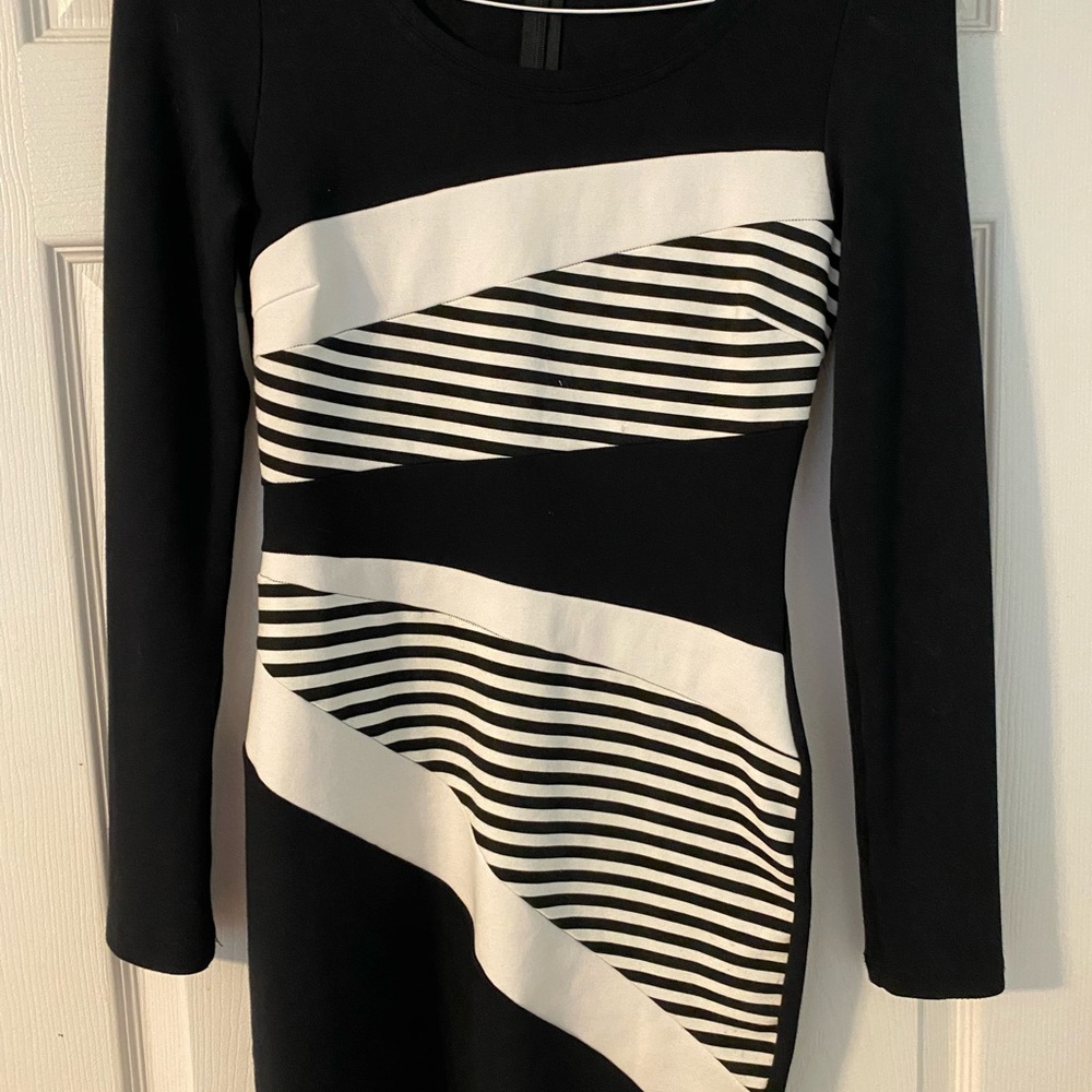 Bebe stretch long sleeve body con dress